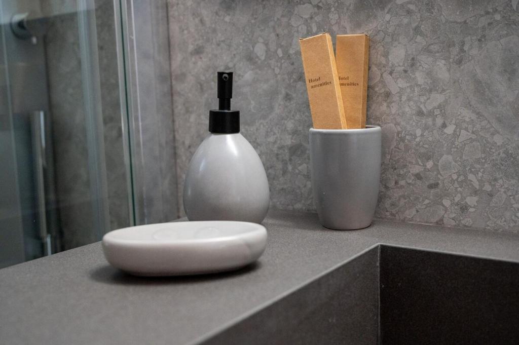 Premium bathroom amenities provided at Villa Akalli